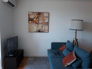 3 BR Penthouse with AC and Private Terrace