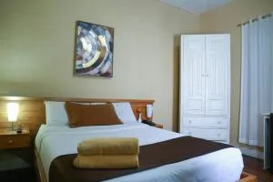 Hostal Loro Verde - Guápulo