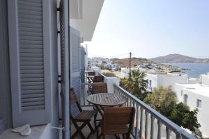 Flora Rooms Paros Greece