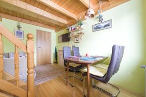 Outstanding Lake View.