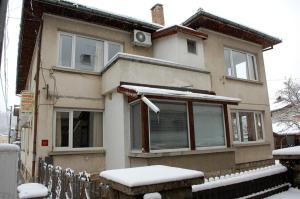 Borova House