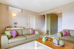 Three-Bedroom Villa room in Villa Nikolas