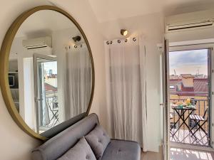 Nestor&Jeeves - DUPLEX MIROIR - Hyper center - Shopping area - Top floor