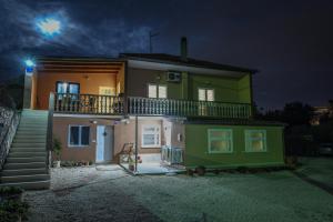 F-Holiday Apartment