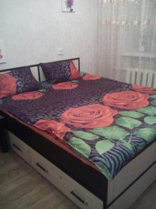 . 2-room Apartment on Vatutina 27