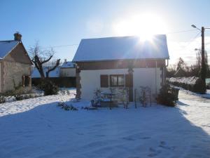 Maisons de vacances Aux 3 nids fleuris : photos des chambres