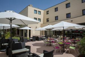 Hotels Mercure Cannes Mandelieu : photos des chambres