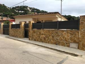 Casa con vistas al mar y piscina privada