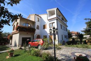 Apartments Ana Pomer