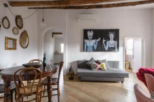 Elegante Luminoso Attico Centralissimo