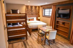 Hakuba Penke Panke Lodge and Apartments 3-Star Accommodation suite