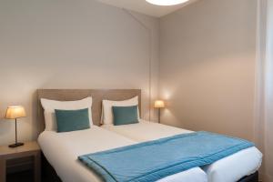 Hotels The Originals Boutique, Hotel La Grange, Niort (Qualys-Hotel) : photos des chambres