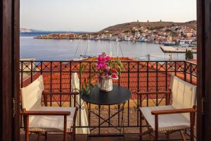 Rosalia Apartments Halki-Island Greece