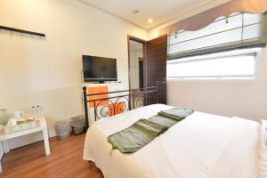 Phòng giường đôi hướng vườn (Garden View Double)