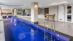 Oaks Adelaide Embassy Suites