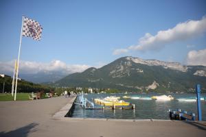 Hotels Novotel Annecy Centre : photos des chambres