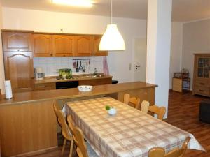 Geräumige Ferienwohnung mit Terrasse in Klütz