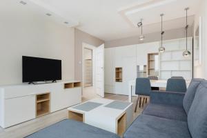 Premium apartment with a port view by Renters