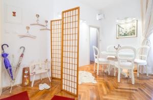 Elegant & Enchanting - Apartment At Old Town Entrance -