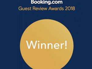 Holiday home Orange with heated pool and parking