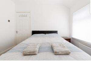 Monyhull Homestay - near City centre Kingsheath NIA NEC BHX