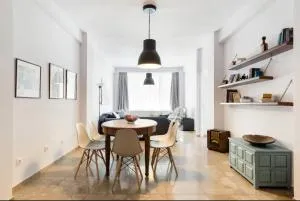 Feels like home with luxury details - Attikí