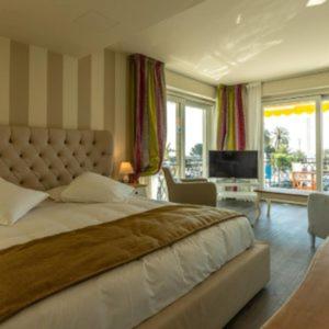 Hotels La Dolce Vita Hotel : Suite Junior - Vue sur Mer