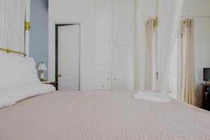 Emilia Luxury Apartments