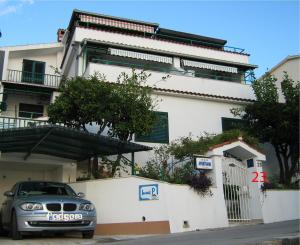 Adria Apartments 