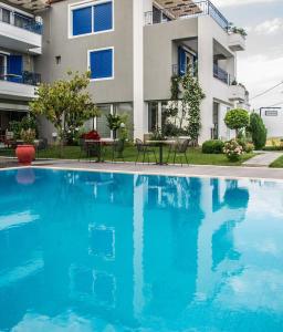 Limni Hotel
