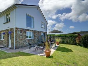 Stylish apartment in Ilfracombe near Beach