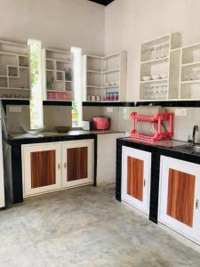 River Edge, Balapitiya