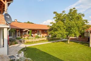 Guest House Milevkini Dvori