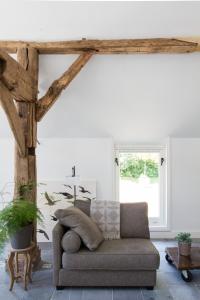 One-Bedroom Apartment room in De Rheezer Kamer