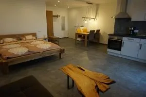 Wohnung 1 im Kirschblütenhof - شتادئِكِن إِلسهايْم