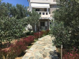 Chiqui luxury apartments Alonissos Greece