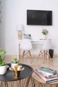 Ancha del Carmen AVE Centro Málaga madmar lujo New Zambrano