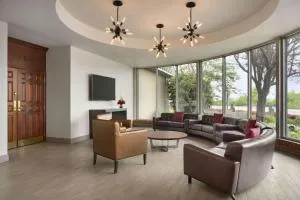 Ramada by Wyndham Beaver Falls - Monaca