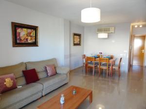 SAN FERNANDO PALACE III - Beach House