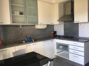 Apartamento novo muito confortável com vista Rio