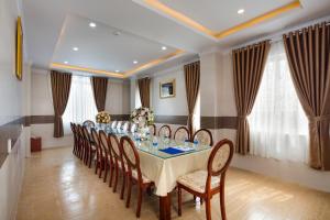 Phuc Ngoc Hotel