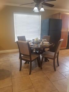 CLOSE TO STRIP, Very Private, GATED, Huge Floorplan, WIFI, Washer&Dryer