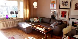 seeglueck SONNENSCHEIN uni nahes und See nahes Apartment mit großem Südbalkon und Tiefgaragenstellplatz