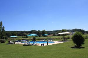 Maisons de vacances Gites Grand Pre ! et la Roulotte de Roquecor : photos des chambres