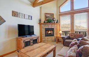 Mount Enentah 37 Condo