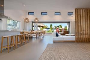 Luxurious Villa - Beach 1039m, Golf & Malls 4mn