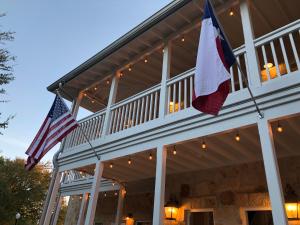 Gruene River Hotel & Retreat
