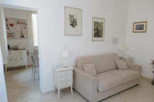 Venezia Biennale Bianco & Rosso