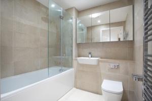 Luxurious serviced apartment in Croydon