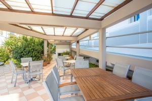 Irinna Hotel-Apartments Rhodes Greece